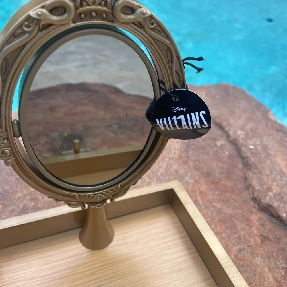 NEW! Bath and Body Works Disney Villains Evil Queen Vanity Mirror